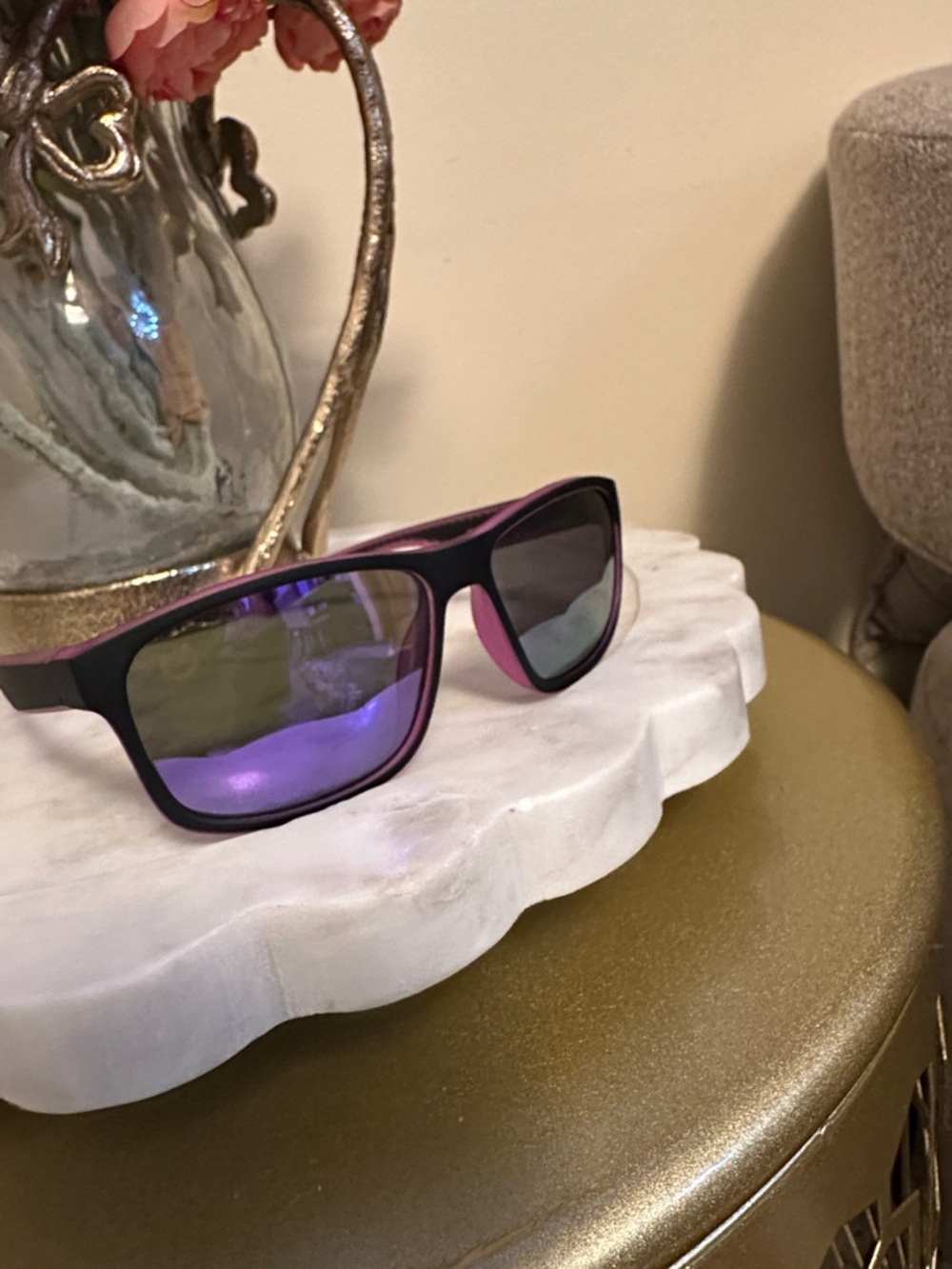 Women’s Black and Pink Polarized Sunglasses